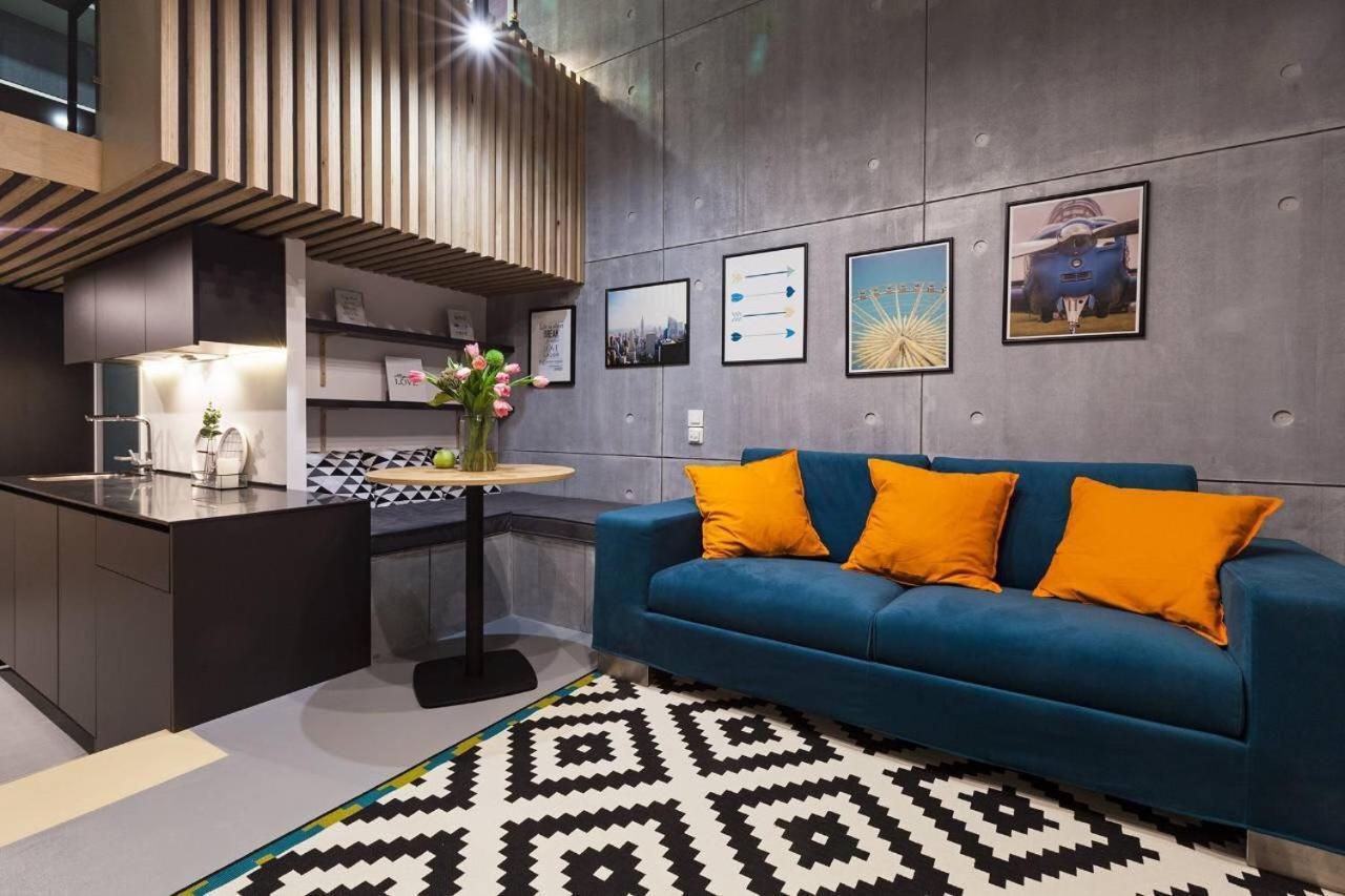 Hiport Apart Hotel นิปโปร ภายนอก รูปภาพ